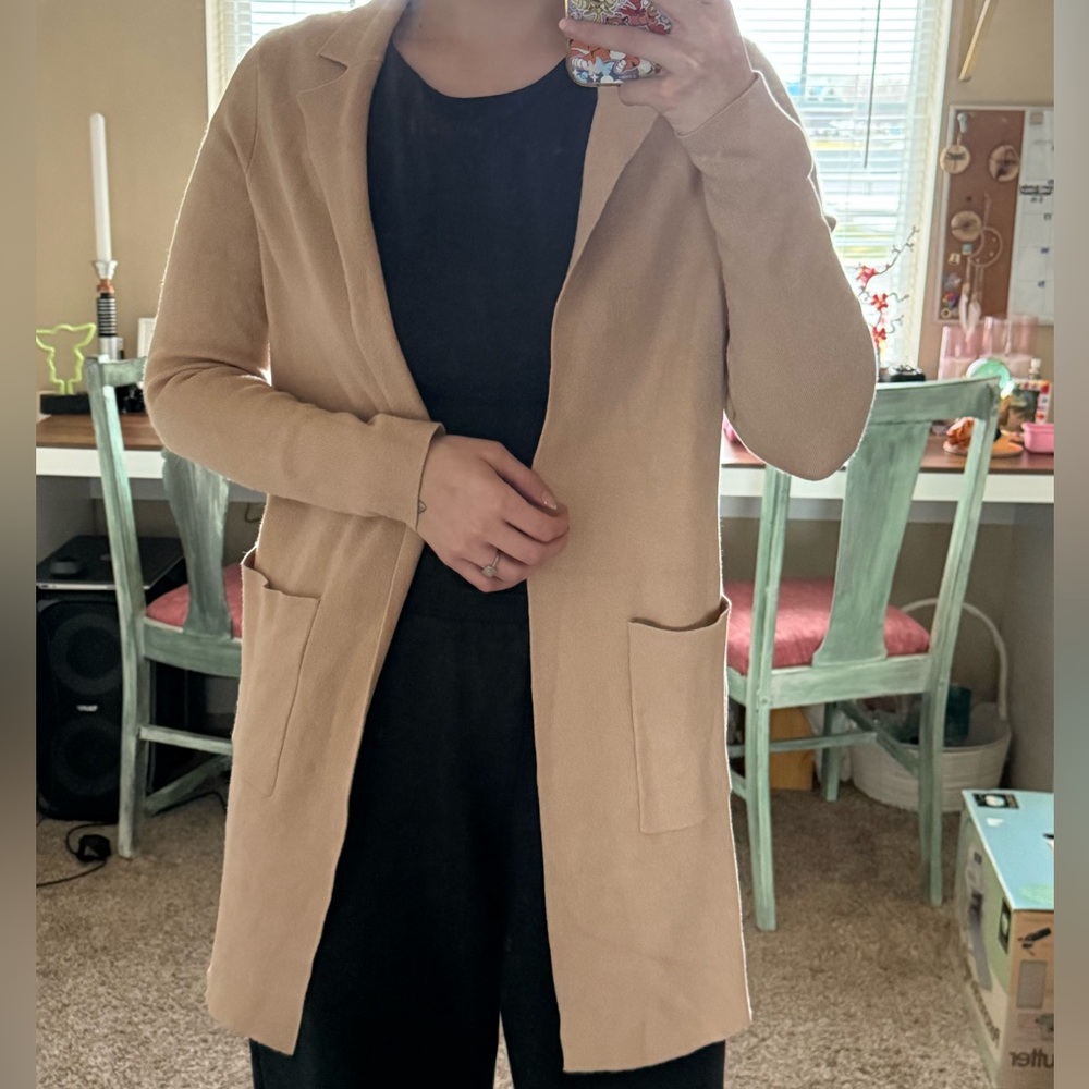 Elegant Tan Women's Cardigan